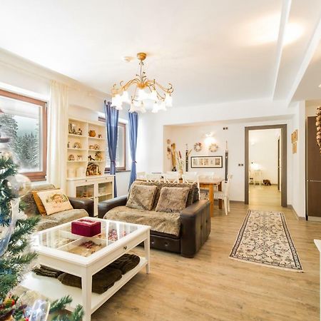 Charming 3-Bedroom Apartment Poiana Brasov Exterior photo