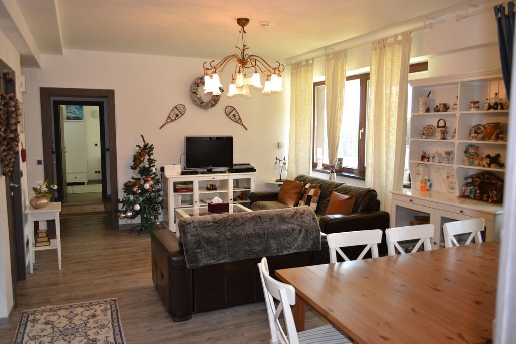 Charming 3-Bedroom Apartment Poiana Brasov Exterior photo